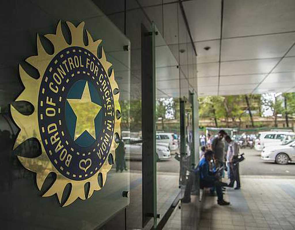 BCCI floats tender for jersey sponsor after Dream11 exit  