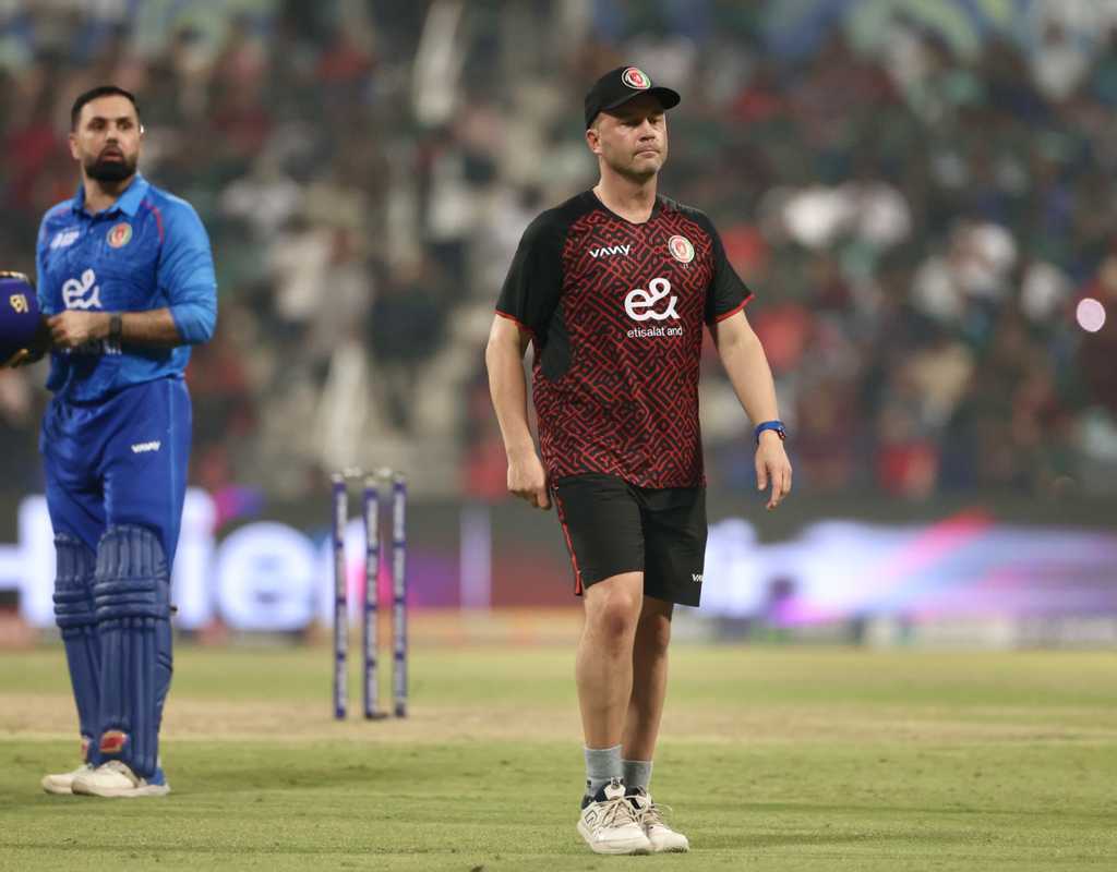 'Have to dust ourselves off for Sri Lanka'  