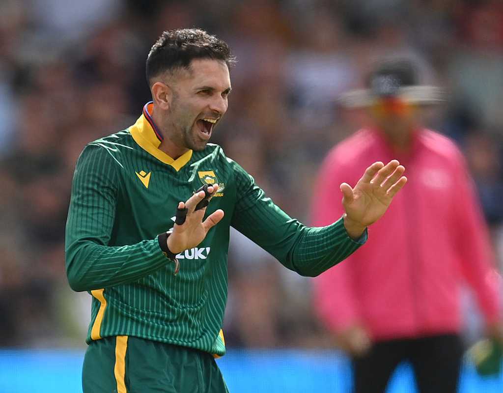 Maharaj, Mulder star as SA rout England in Leeds  