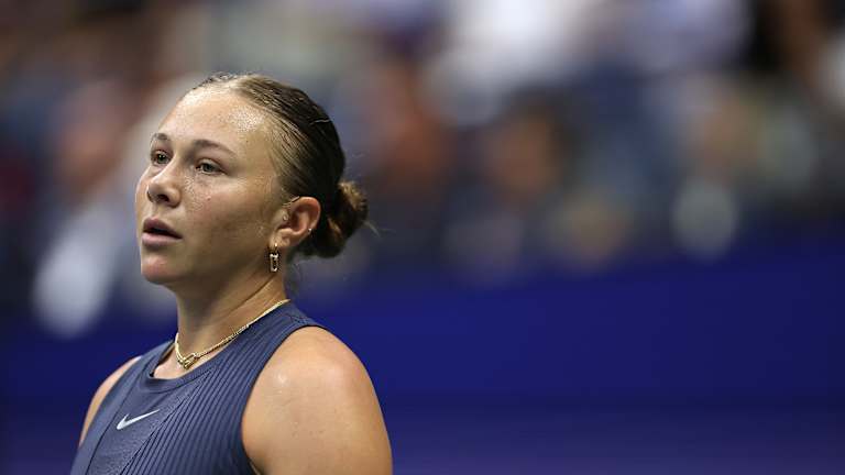 Alcaraz vs. Sinner US Open final start delayed by 30 minutes  