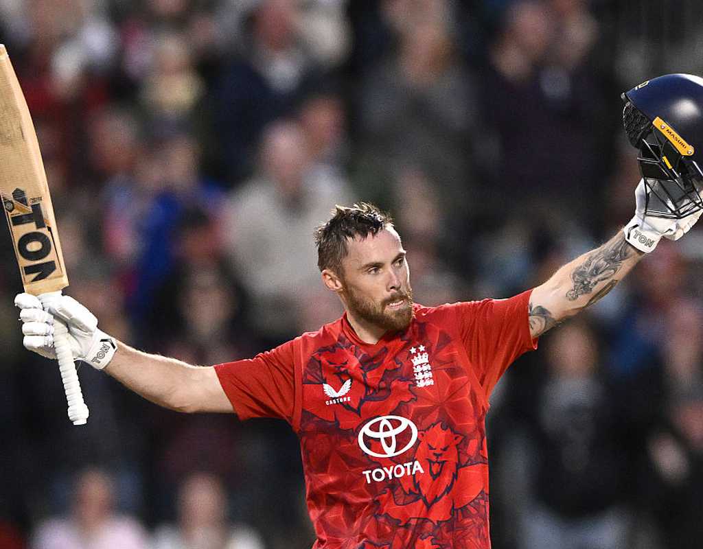 England smash records enroute to series parity  