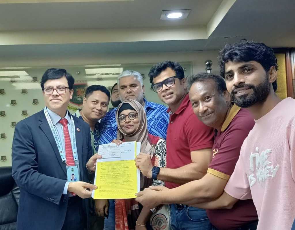 Razzak resigns as selector to contest BCB elections  