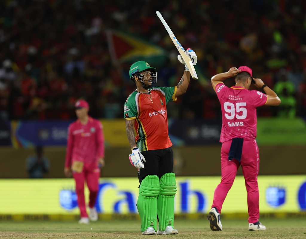 Hetmyer, Sampson and Motie fire Warriors into second spot  