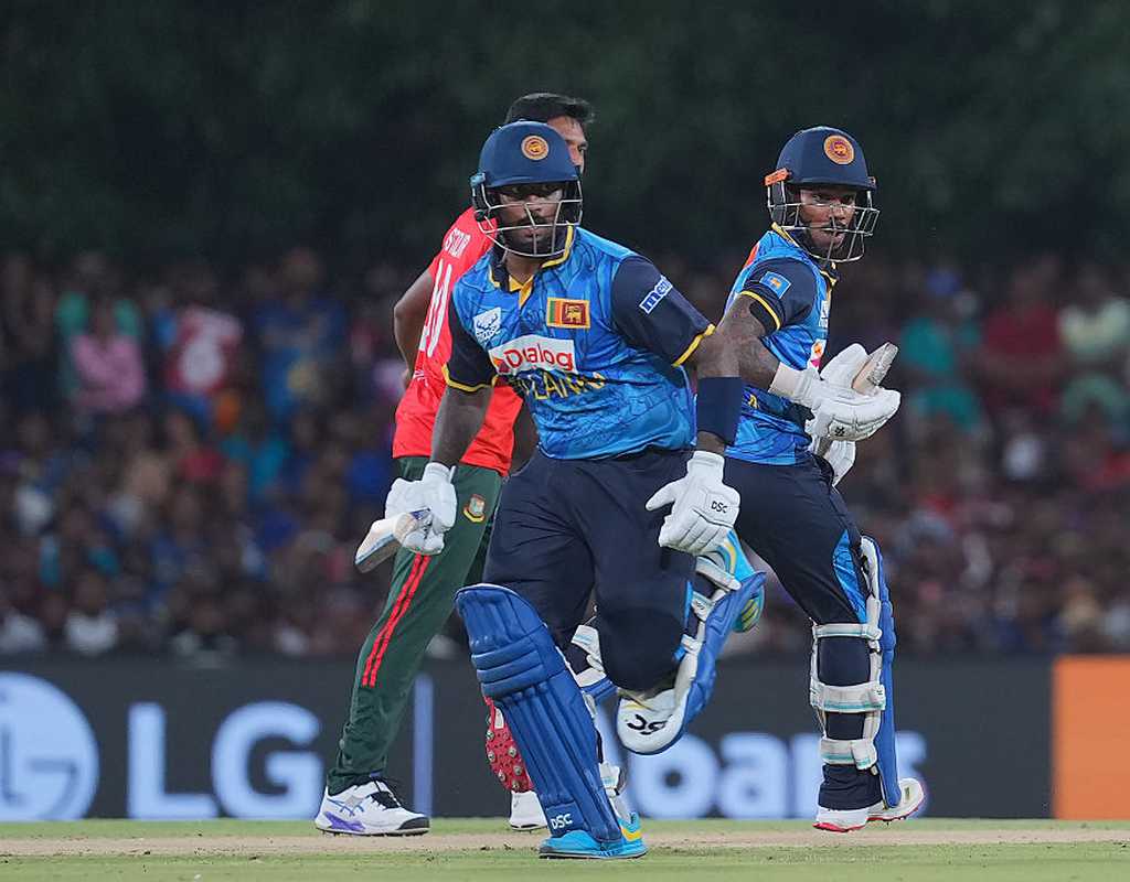 Struggling Sri Lanka aim to become giant killers  