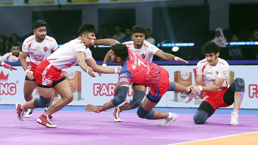 Shadloui, Ankit Dahiya shine as Gujarat Giants dominate UP Yoddhas in Chennai’s opener  