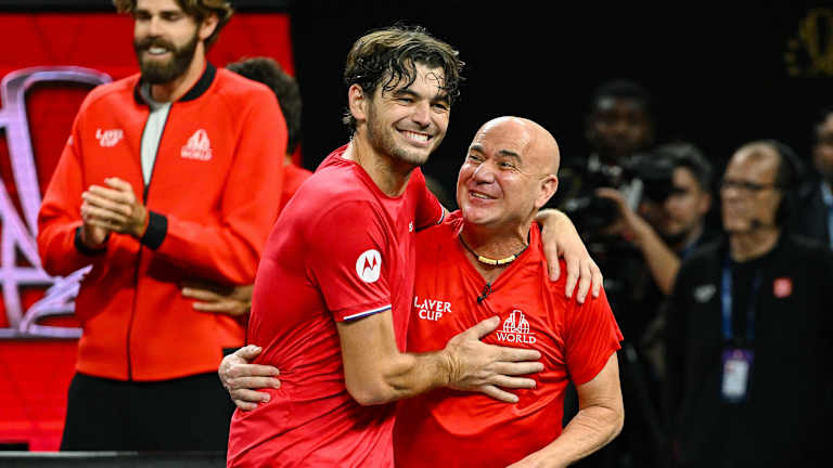 Iga Swiatek captures milestone 25th WTA title of career in Seoul with gritty victory over Alexandrova  