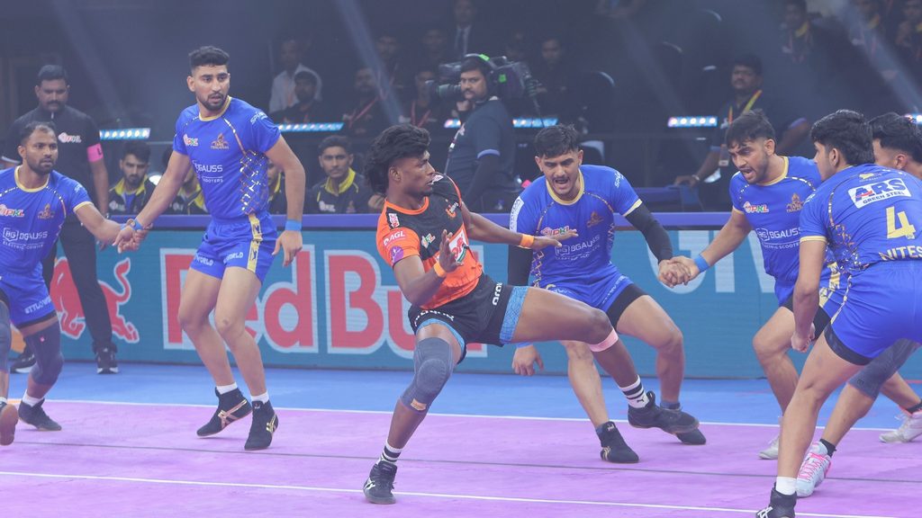 Ajit Chouhan, Anil Mohan inspire U Mumba’s late surge past Tamil Thalaivas as Arjun Deshwal goes Super 10 in vain  