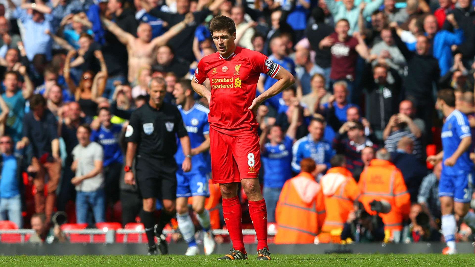 Liverpool icon Gerrard admits he's still haunted by Chelsea slip  