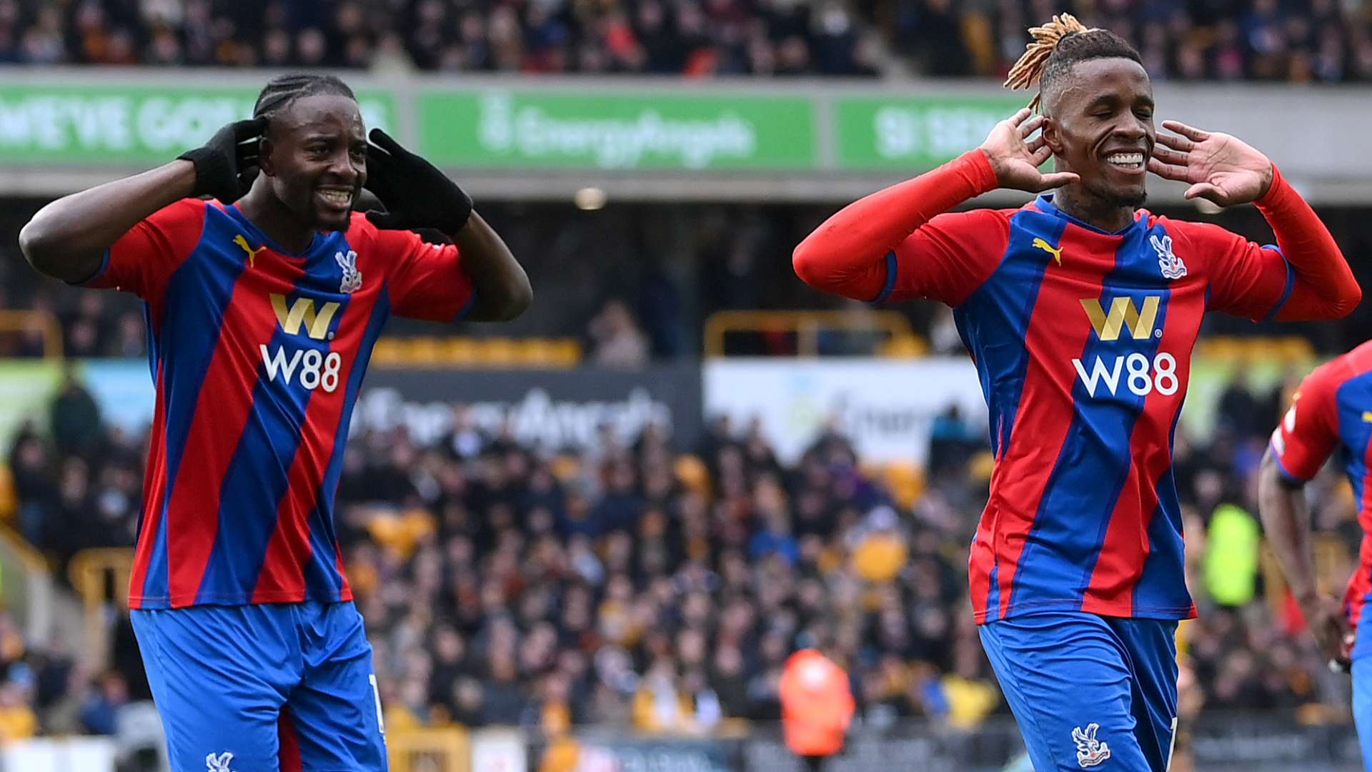 Mateta clears air with Zaha and insists 'everything is good'  