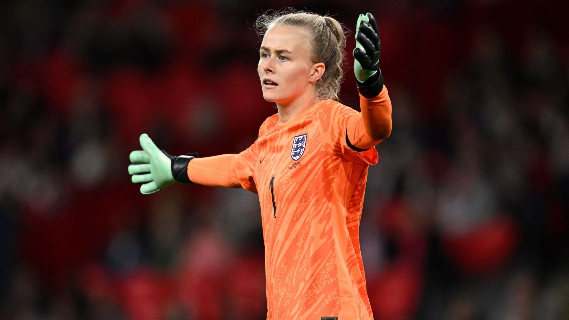 Lionesses to hand out debut as Hampton picks up injury   Lionesses to hand out debut as Hampton picks up injury
