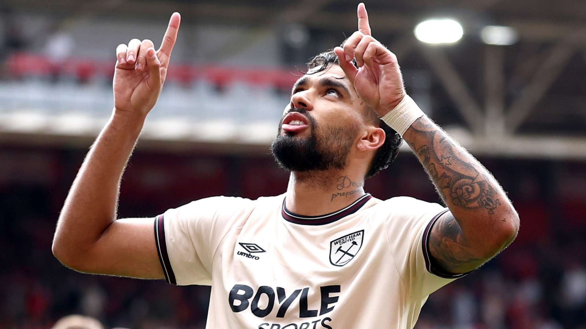 Flamengo eye ambitious swoop for Hammers ace  