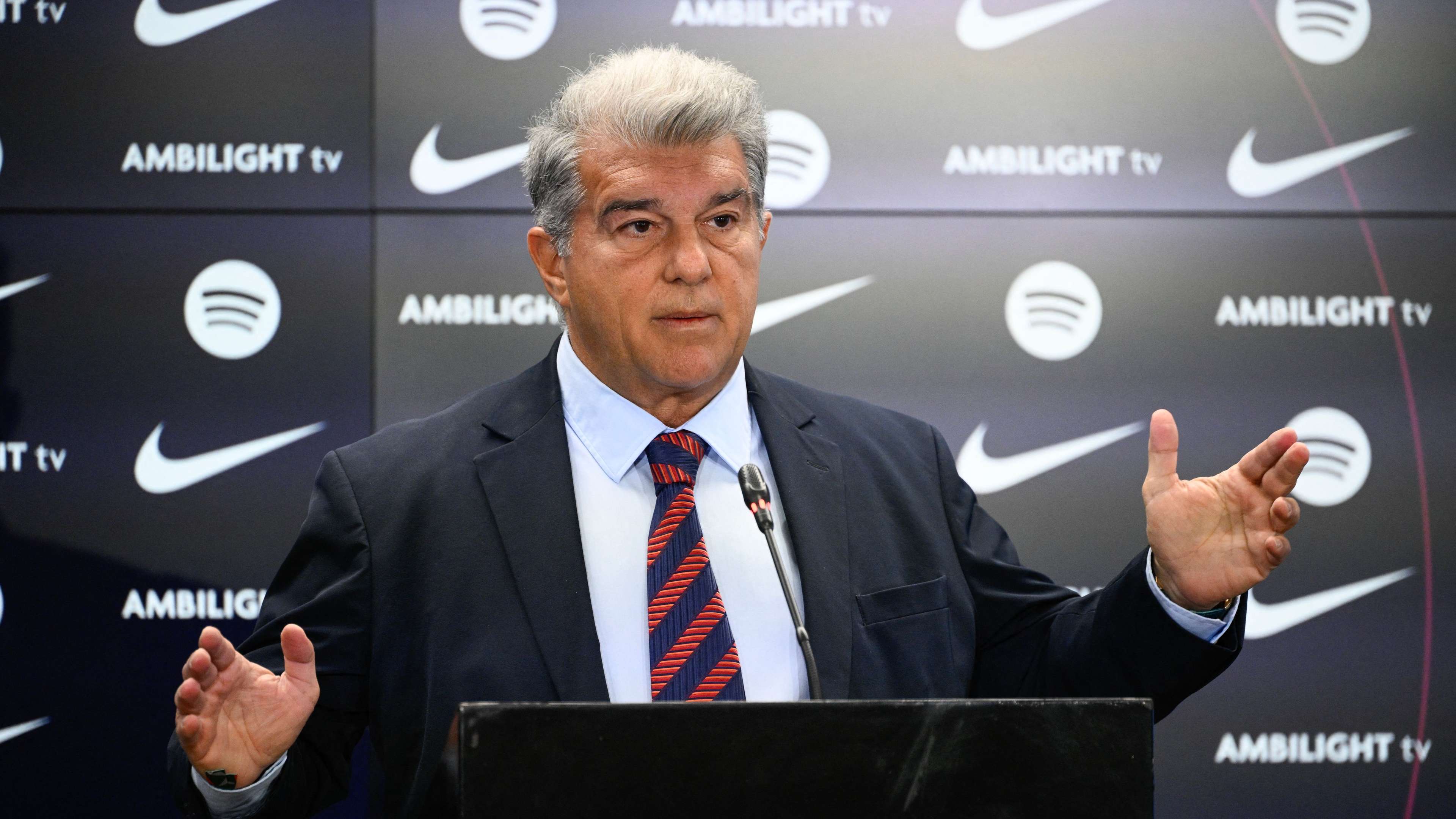 Laporta under fire as Barca accused of hiding €80m in losses  
