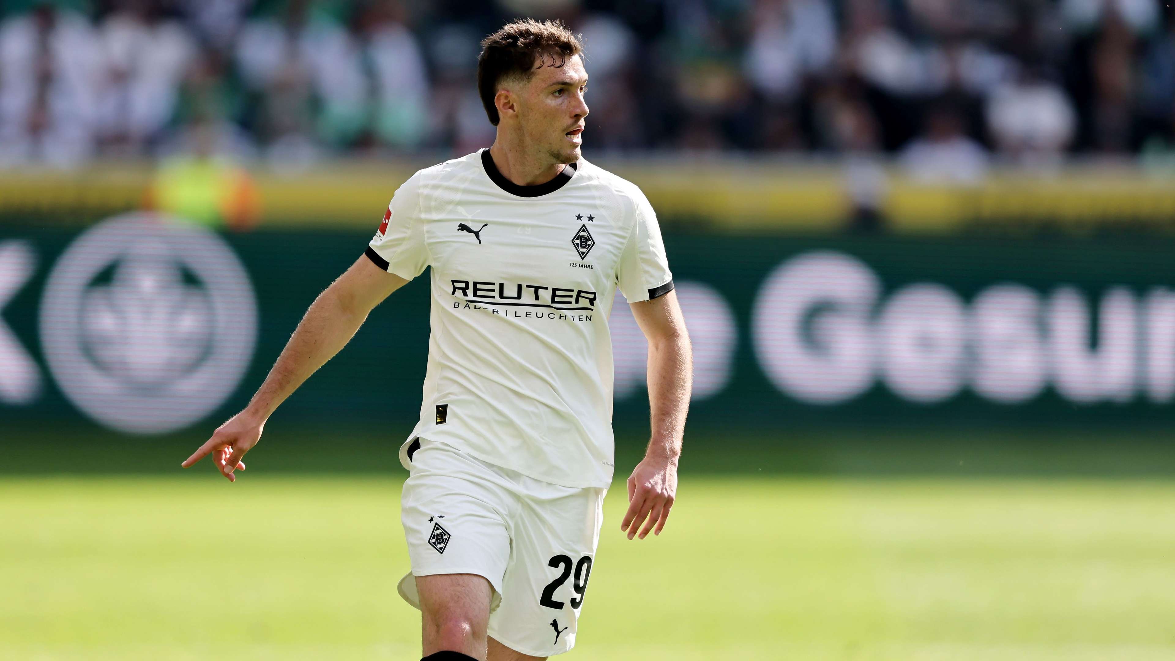 Meola: Scally’s USMNT omission may not be about form or fit  