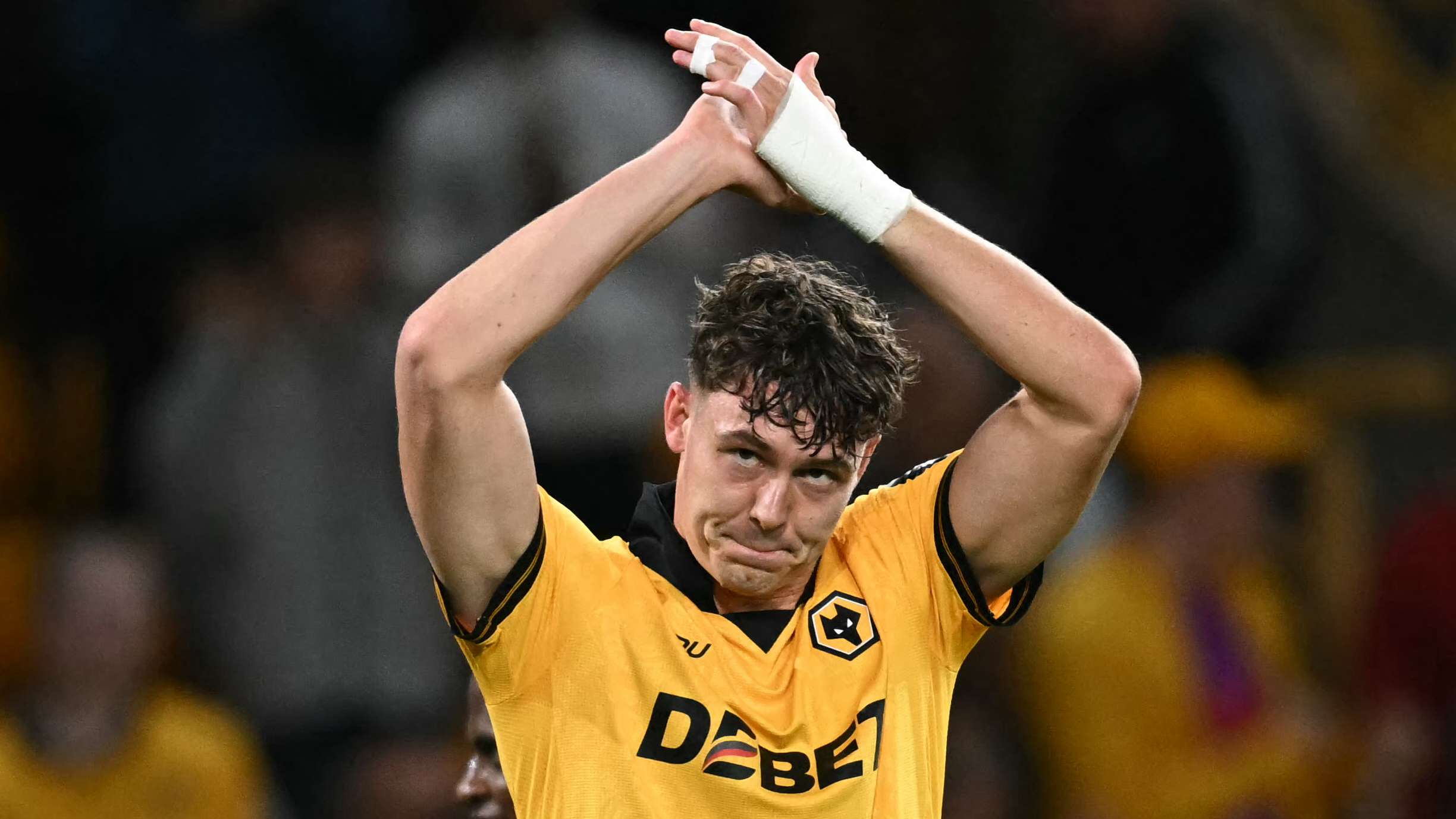 Strand Larsen insists he could still leave Wolves  