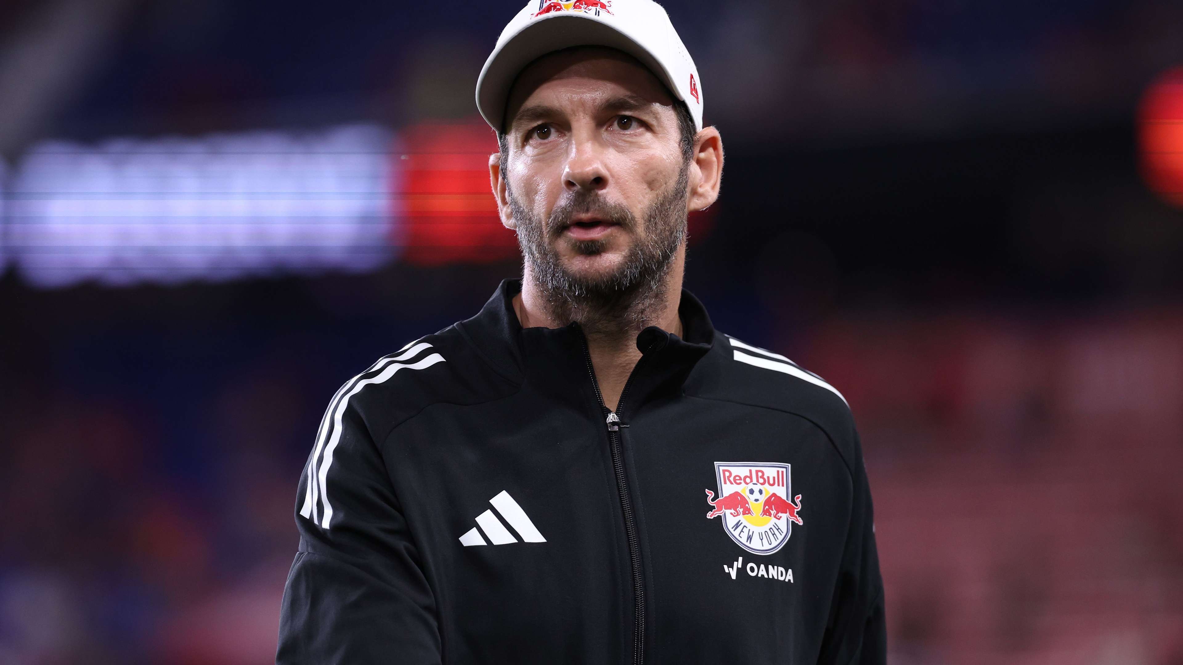 Red Bulls dismiss Schwarz, promote De Guzman to head of sport   Red Bulls dismiss Schwarz, promote De Guzman to head of sport