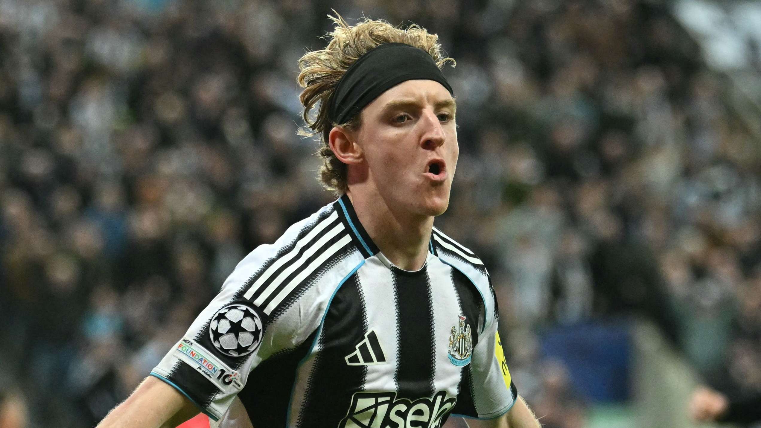 'Means an awful lot' - Gordon reveals Mourinho praise  