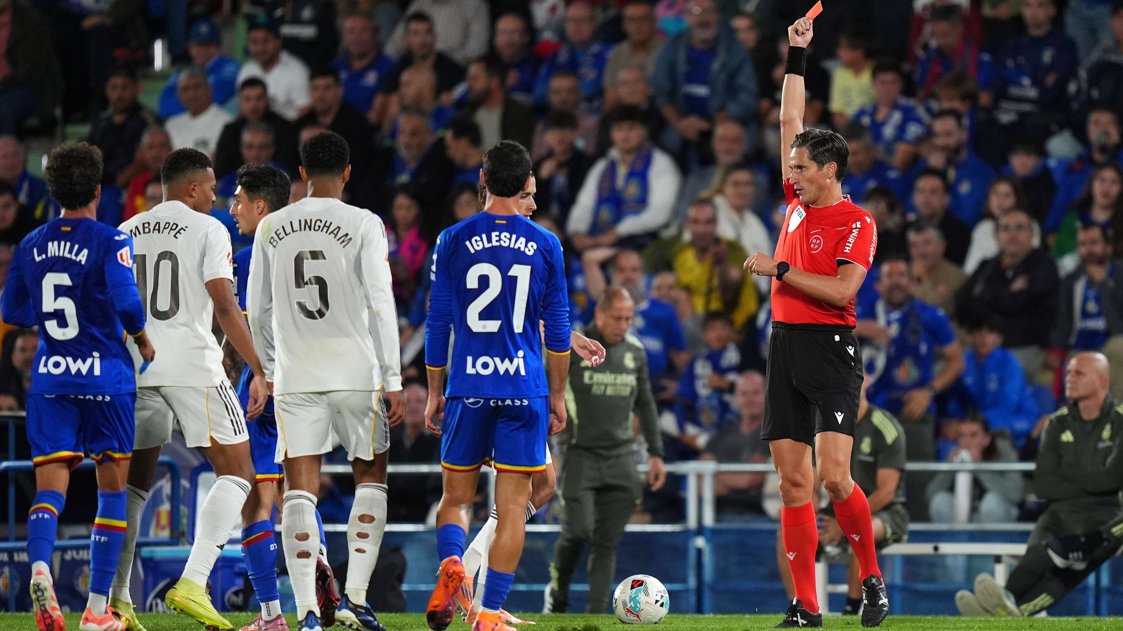 Red card for Vini Jr foul leaves Getafe fuming  