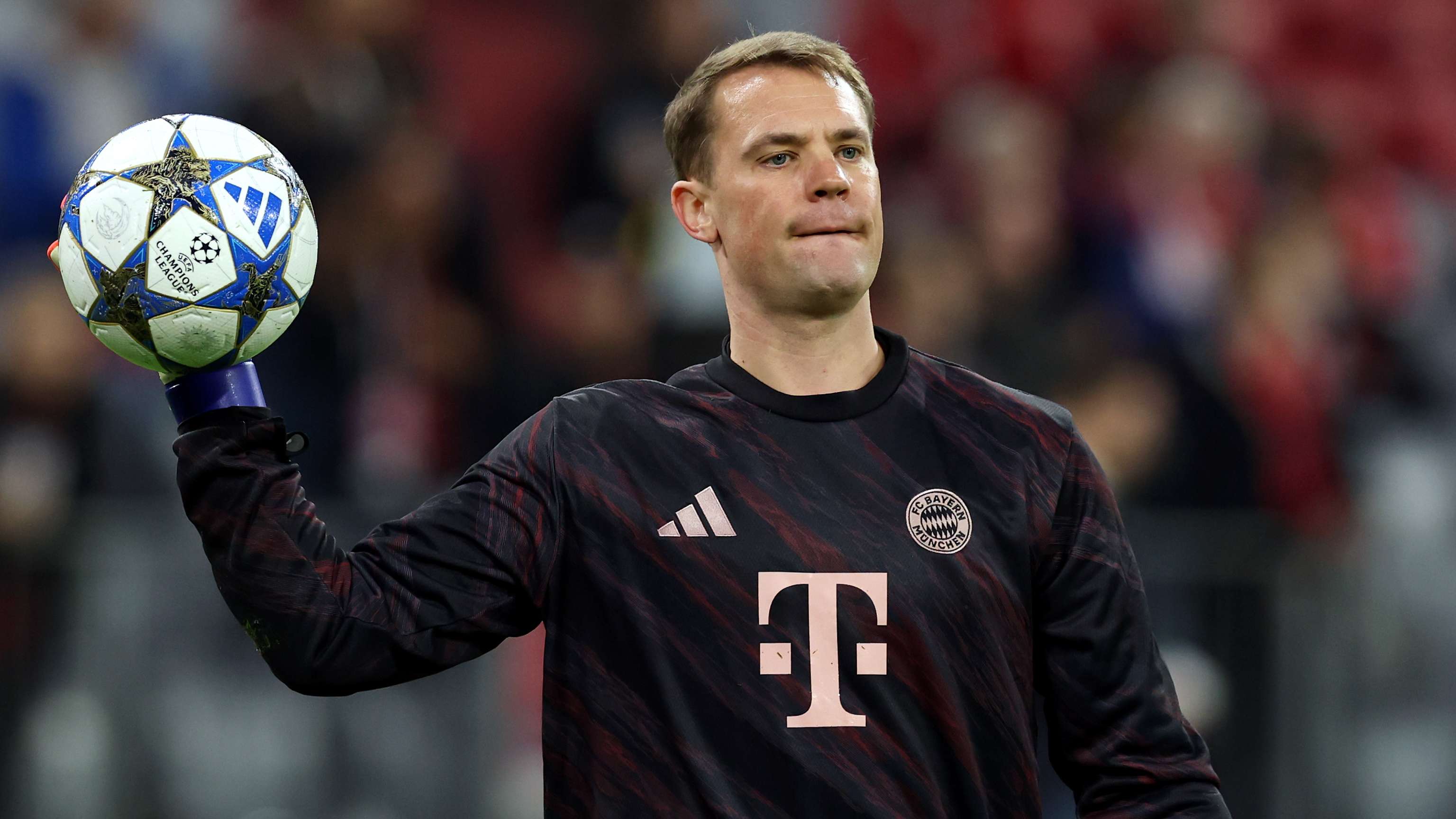 Bayern goalkeeper 'not worried' about possible Neuer stay   Bayern goalkeeper 'not worried' about possible Neuer stay