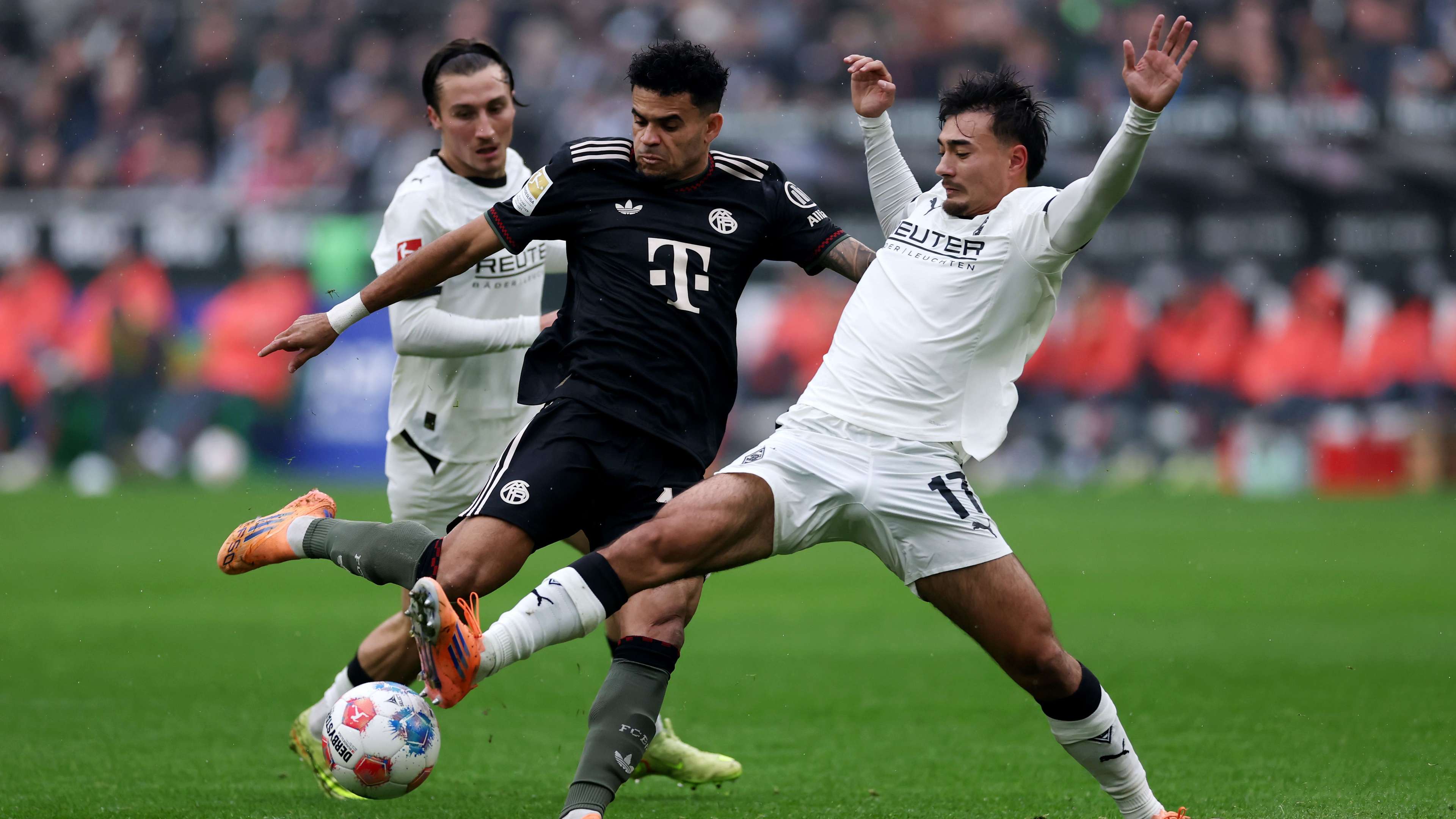 'Looks really stupid' - Gladbach star apologises for Luis Diaz tackle   'Looks really stupid' - Gladbach star apologises for Luis Diaz tackle