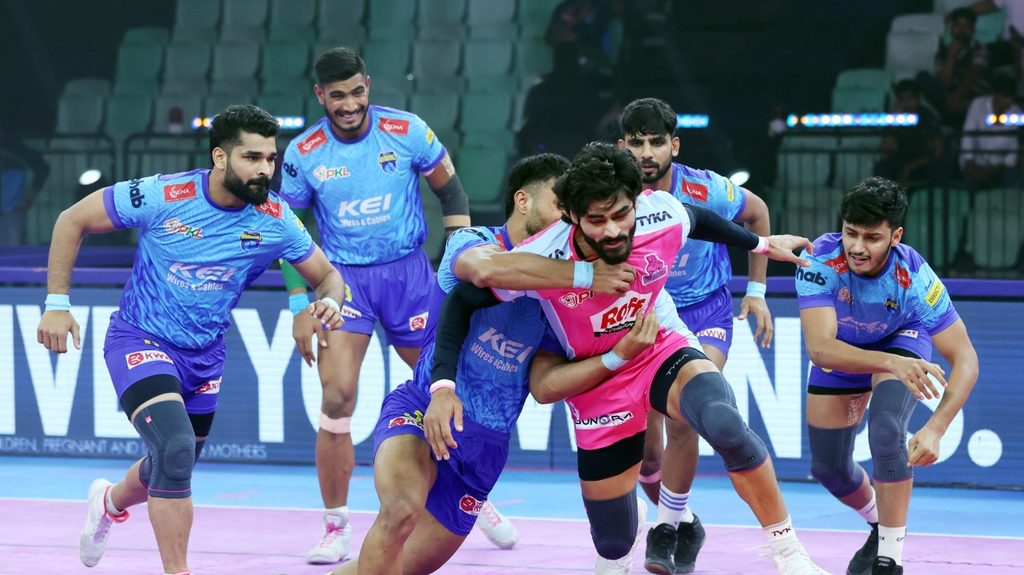 Nitin Kumar Stars With Super 10 as Jaipur Pink Panthers Defeat Bengal Warriorz to Keep Top-8 Hopes Alive Nitin Kumar Stars With Super 10 as Jaipur Pink Panthers Defeat Bengal Warriorz to Keep Top-8 Hopes Alive