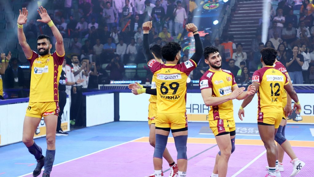 Bharat powers Telugu Titans past Patna Pirates to end their winning streak; set up Qualifier 2 clash with Puneri Paltan   Bharat powers Telugu Titans past Patna Pirates to end their winning streak; set up Qualifier 2 clash with Puneri Paltan