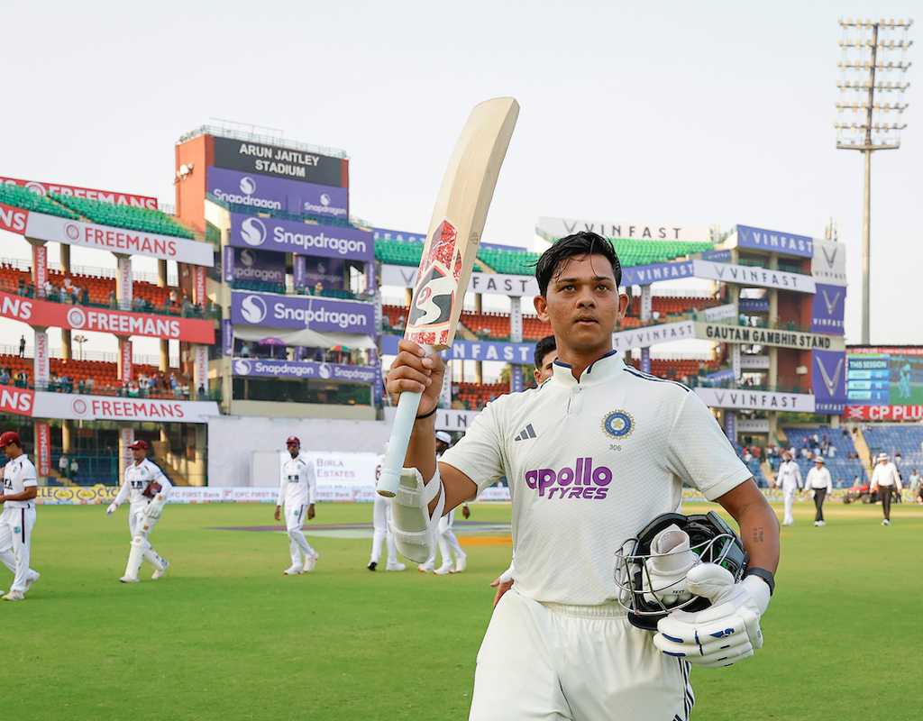 Jaiswal redeems Ahmedabad miss with composed hundred  
