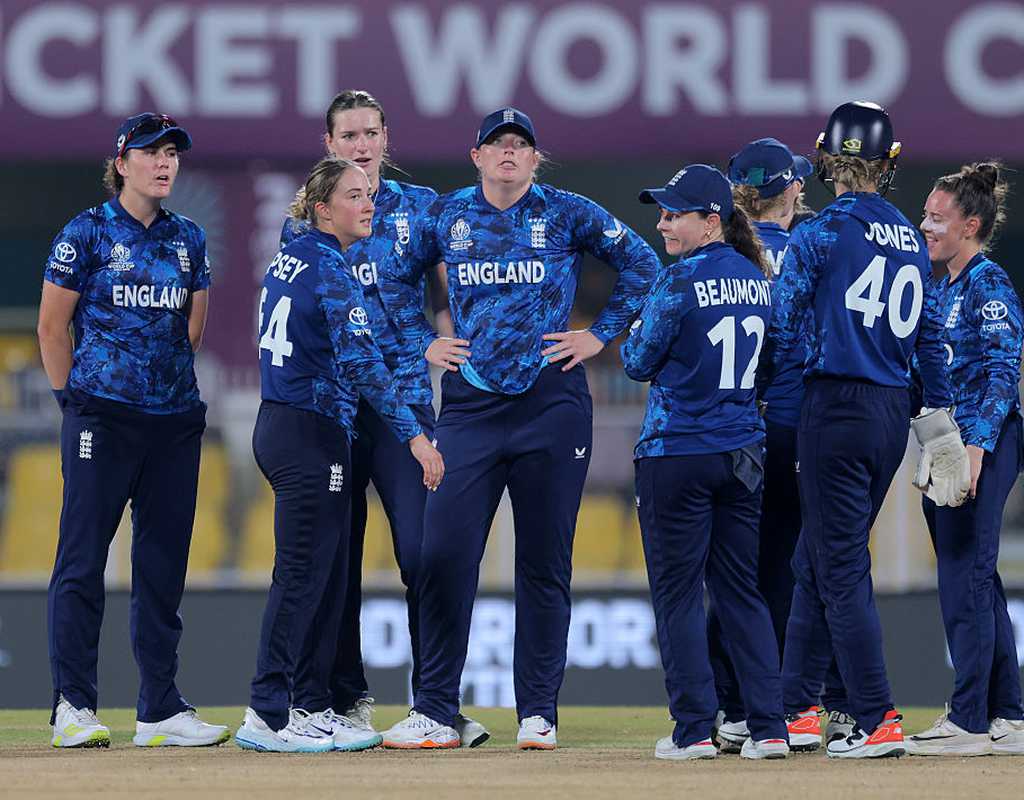 England look to maintain victory run as they take on winless Sri Lanka  