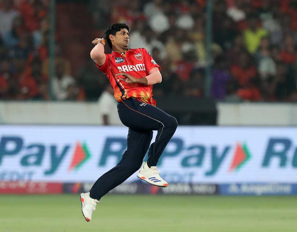 Thakur bags four as Vidarbha consolidate strong position  