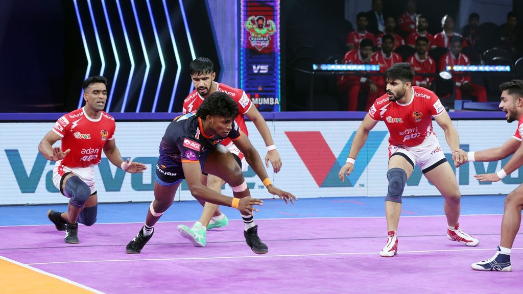Sandeep runs riot over Gujarat Giants as U Mumba secure massive 15-point win  