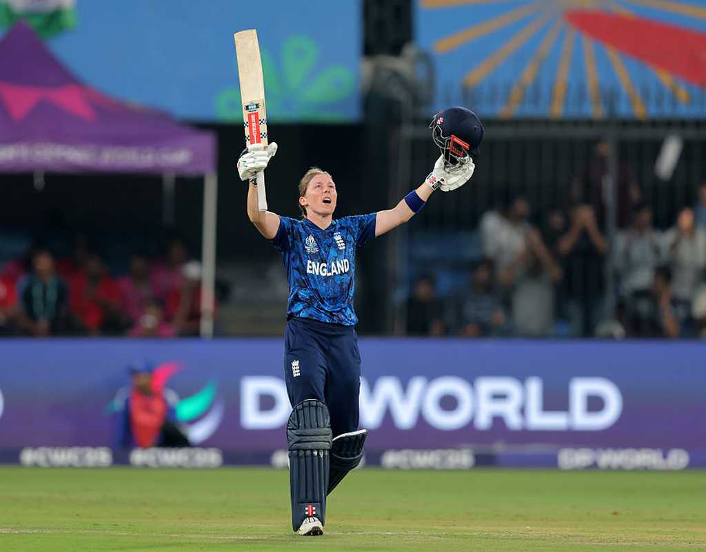 Knight scripts redemption story in her "rubbish" year  