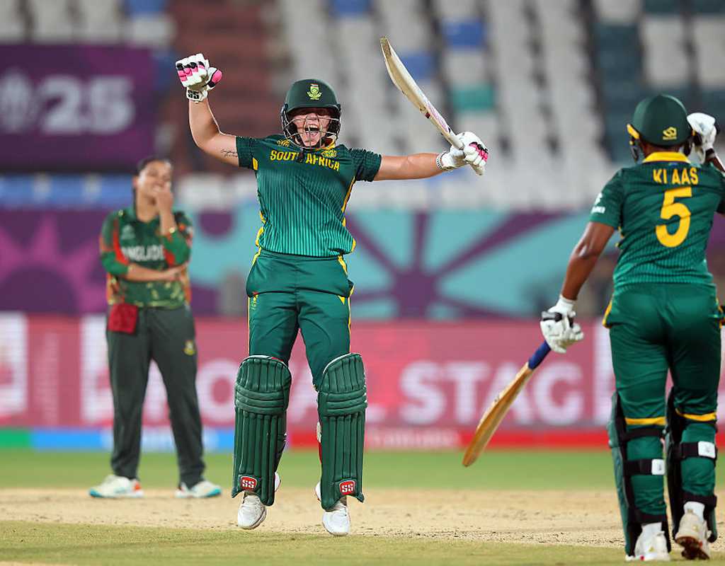 Rain threatens South Africa's bid for four successive wins  