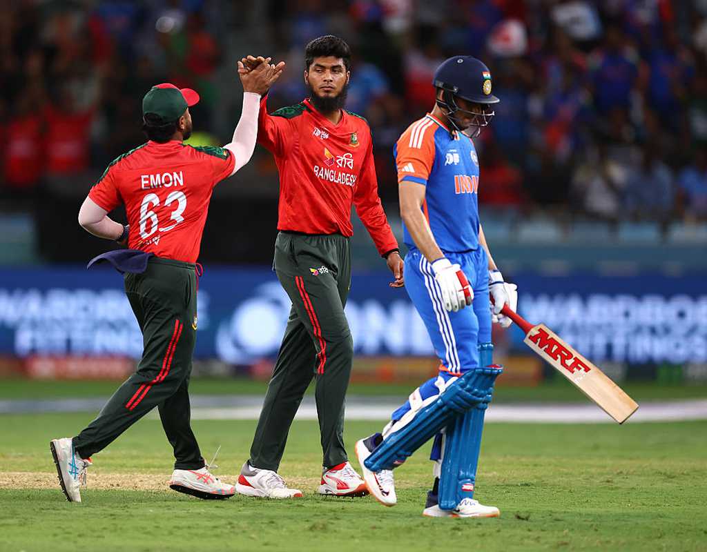 Rishad Hossain eager to pick Ponting's brains during maiden BBL stint Rishad Hossain eager to pick Ponting's brains during maiden BBL stint
