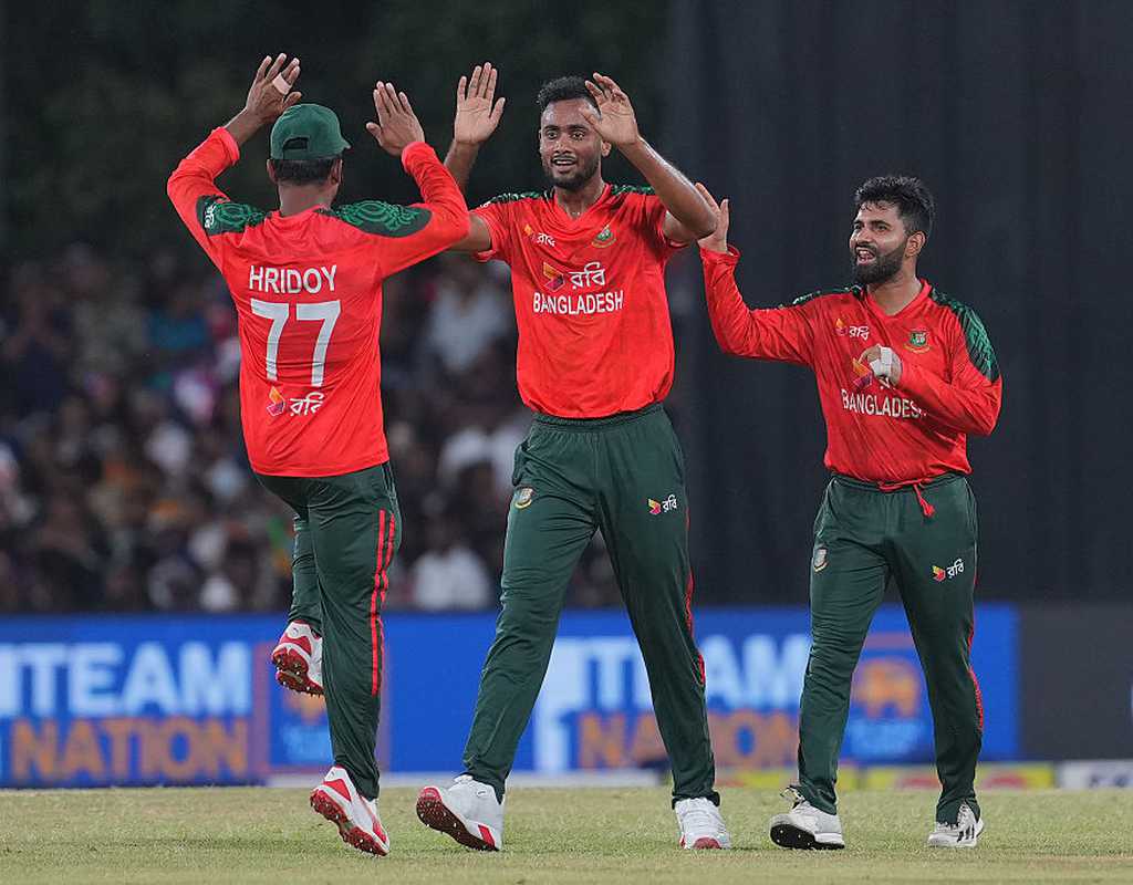 Bangladesh pip Afghanistan in narrow two-wicket win to take 2-0 lead  