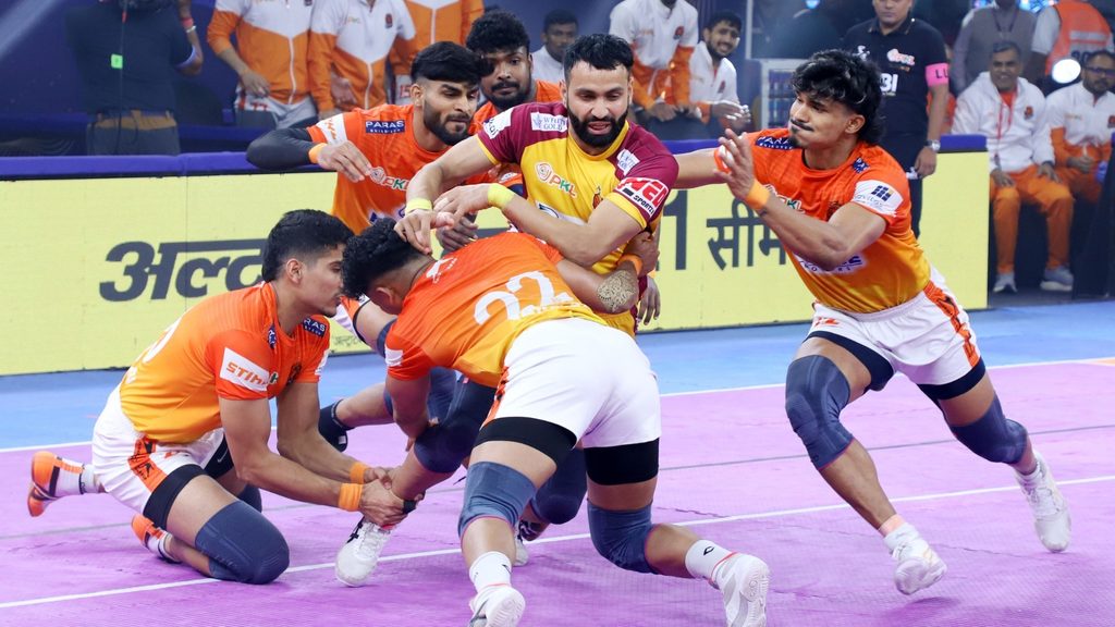 Puneri Paltan fight off resilient Telugu Titans, set up PKL 12’s ultimate clash against Dabang Delhi on Friday  