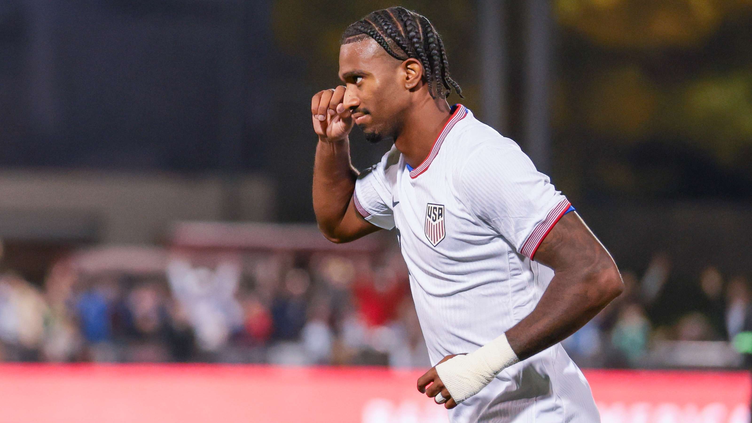 Haji has the Wright stuff, as brace punctuates USMNT's 2-1 win  
