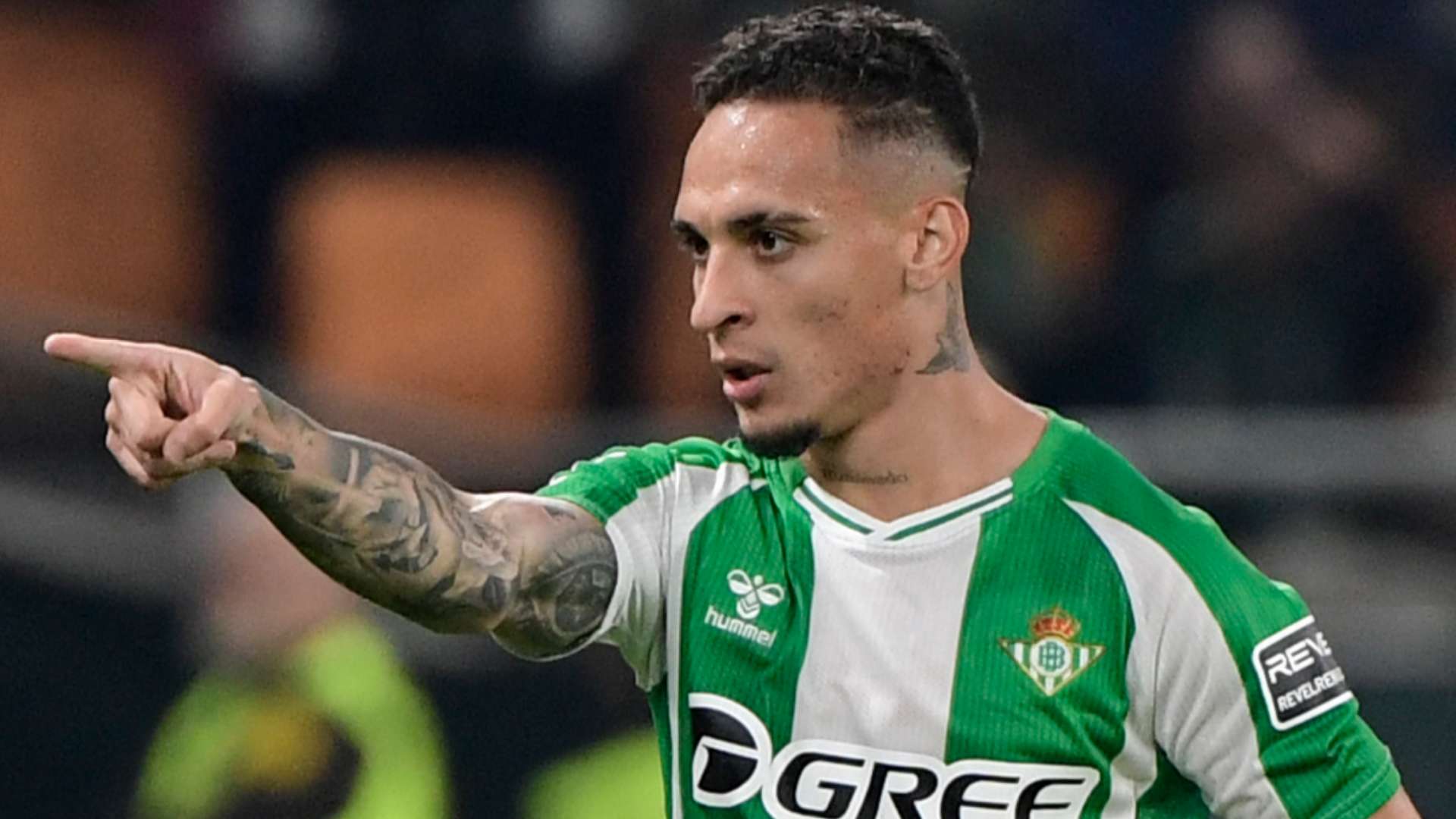 📽️ | Antony, that is outrageous! Man Utd flop scores two stunners  