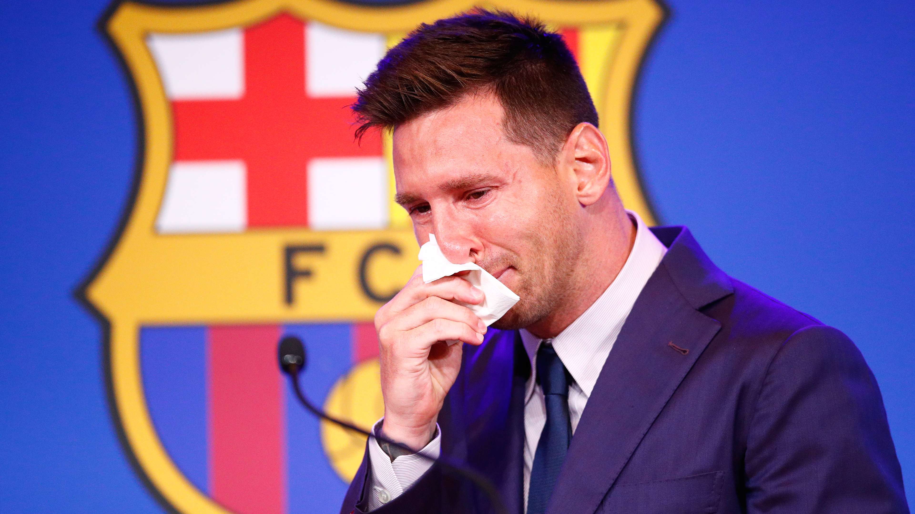 'Live in the past' - Barca reiterate Messi transfer stance  