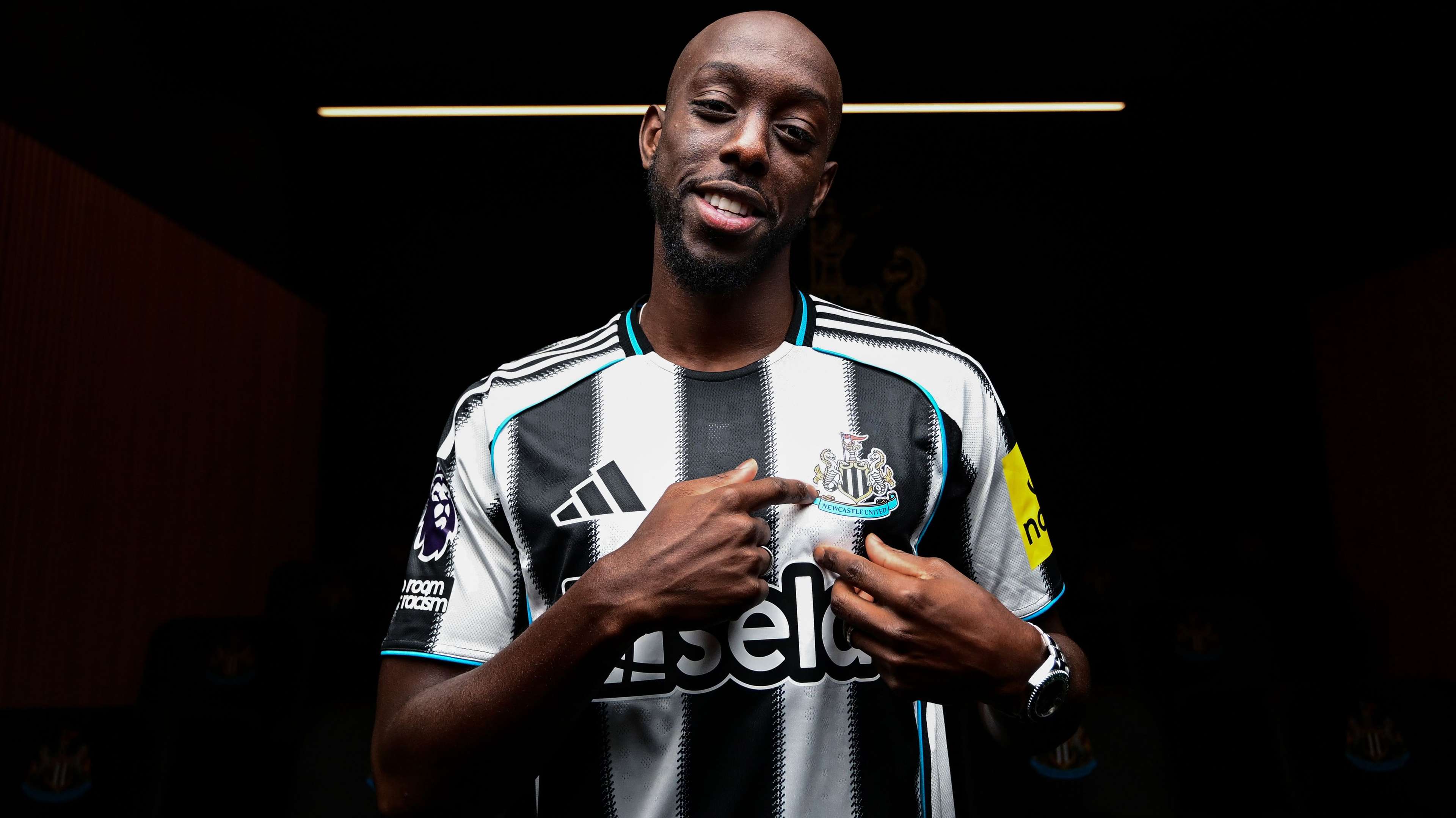 Wissa suffers ANOTHER injury setback after Newcastle move   Wissa suffers ANOTHER injury setback after Newcastle move