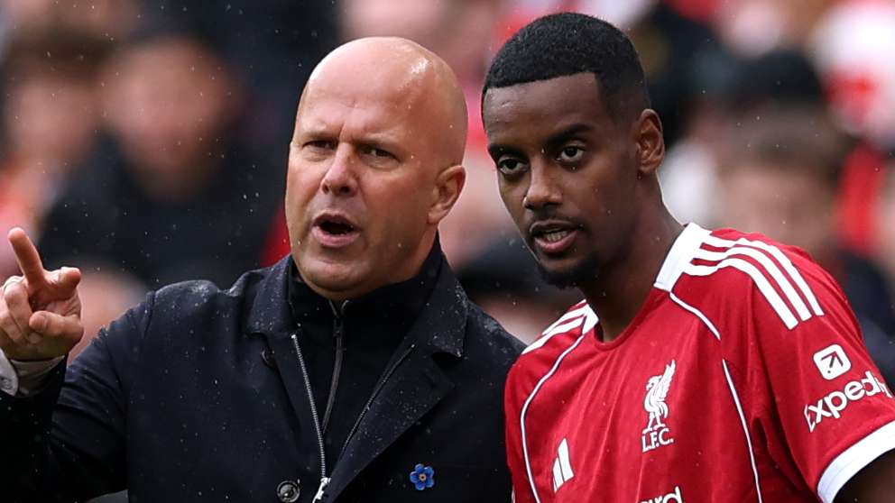 Slot defends Isak as record signing returns to training  