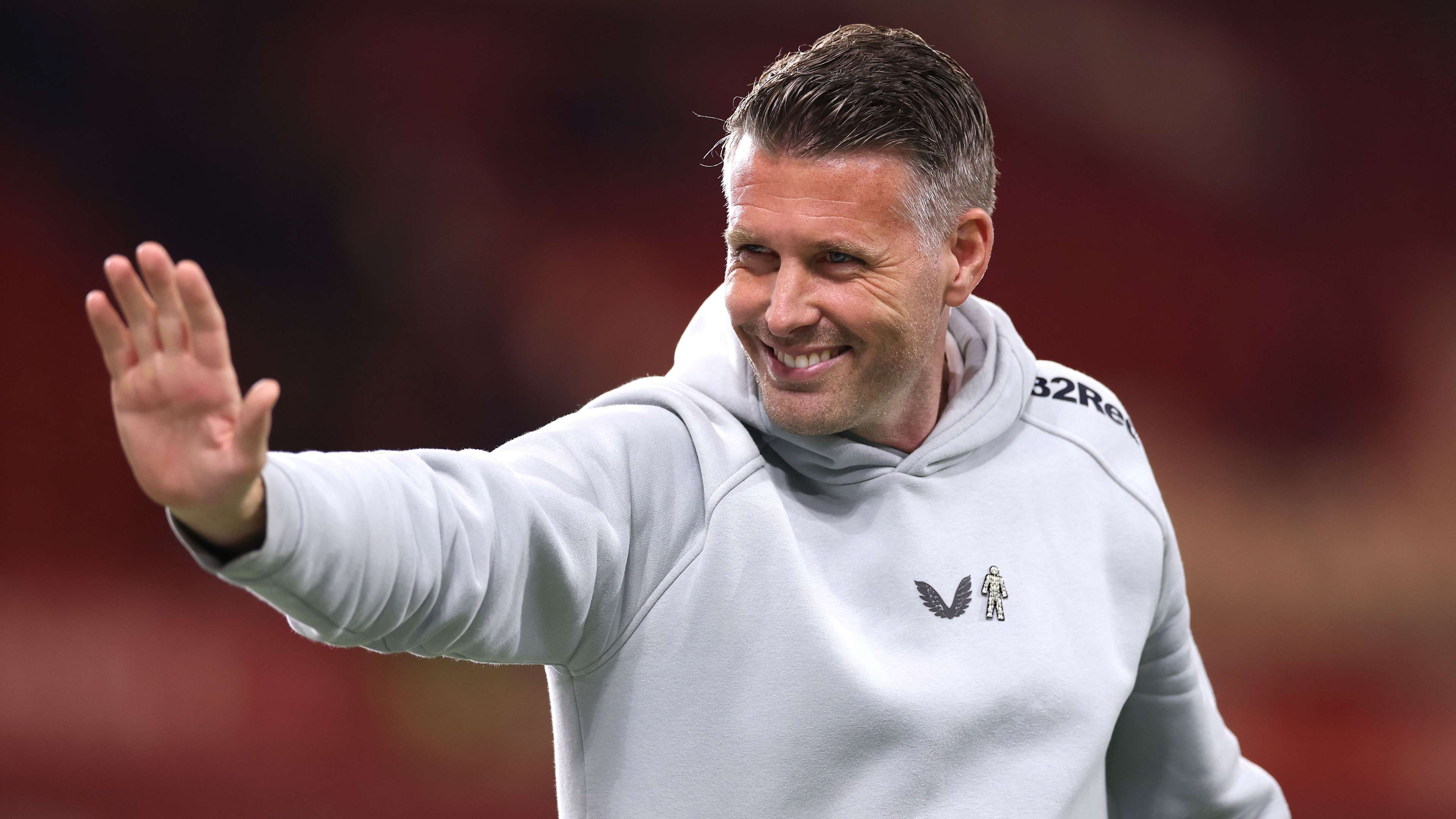 Wolves strike deal to appoint ex-defender as new manager  