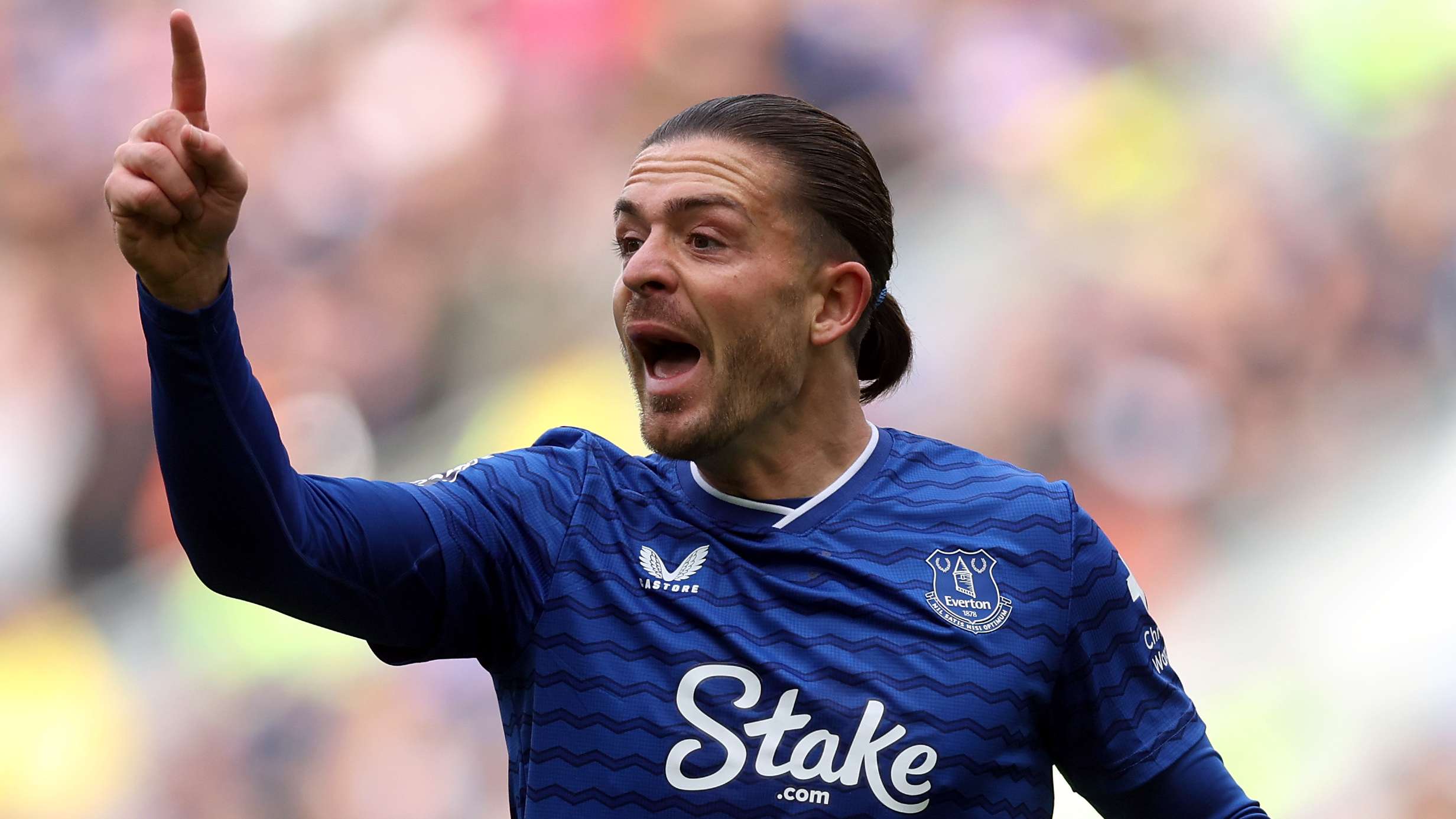 Revealed: PL players hiring MMA fighters for security  