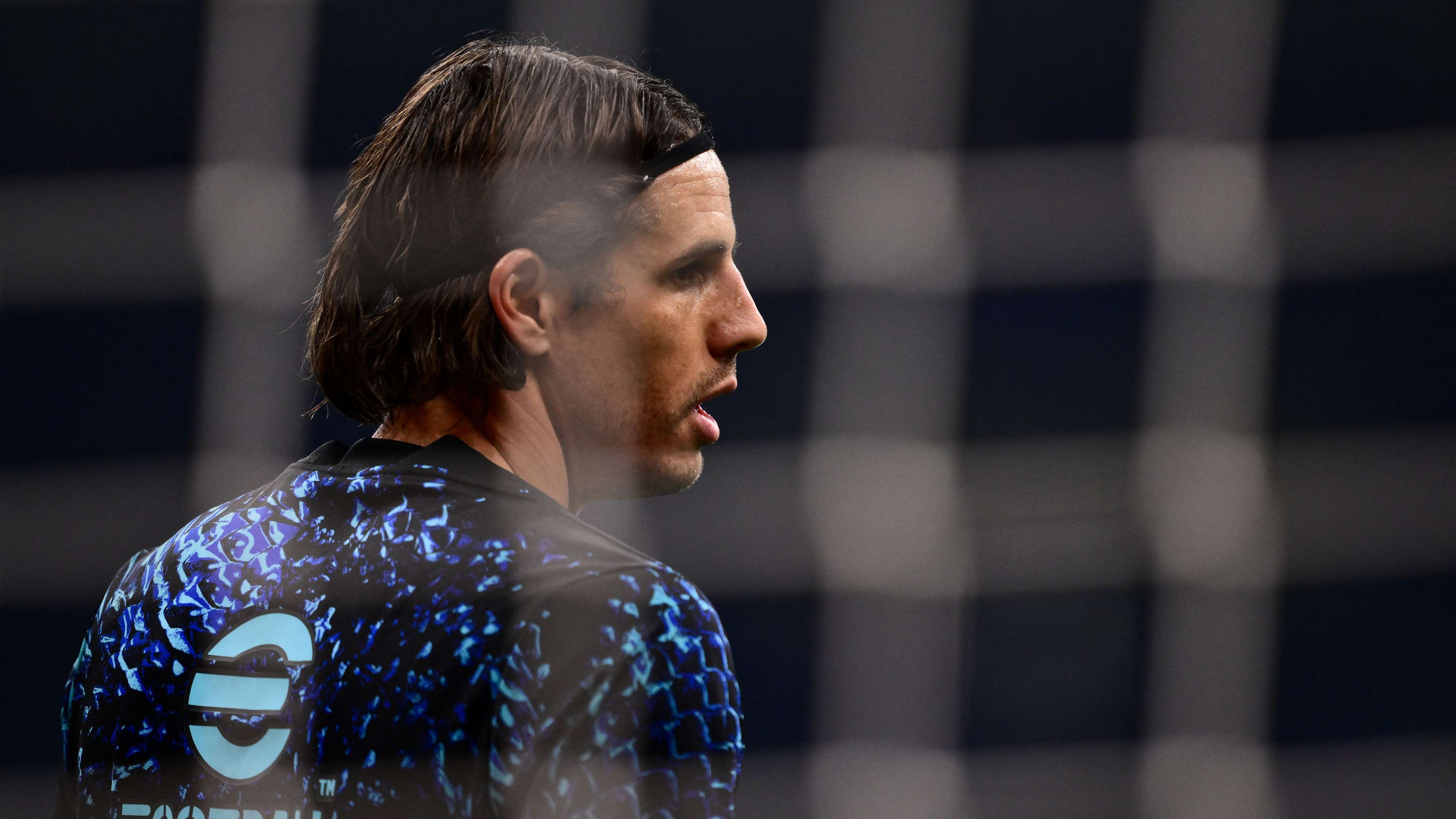 Chivu defends Sommer and Lautaro sub after Milan derby defeat  