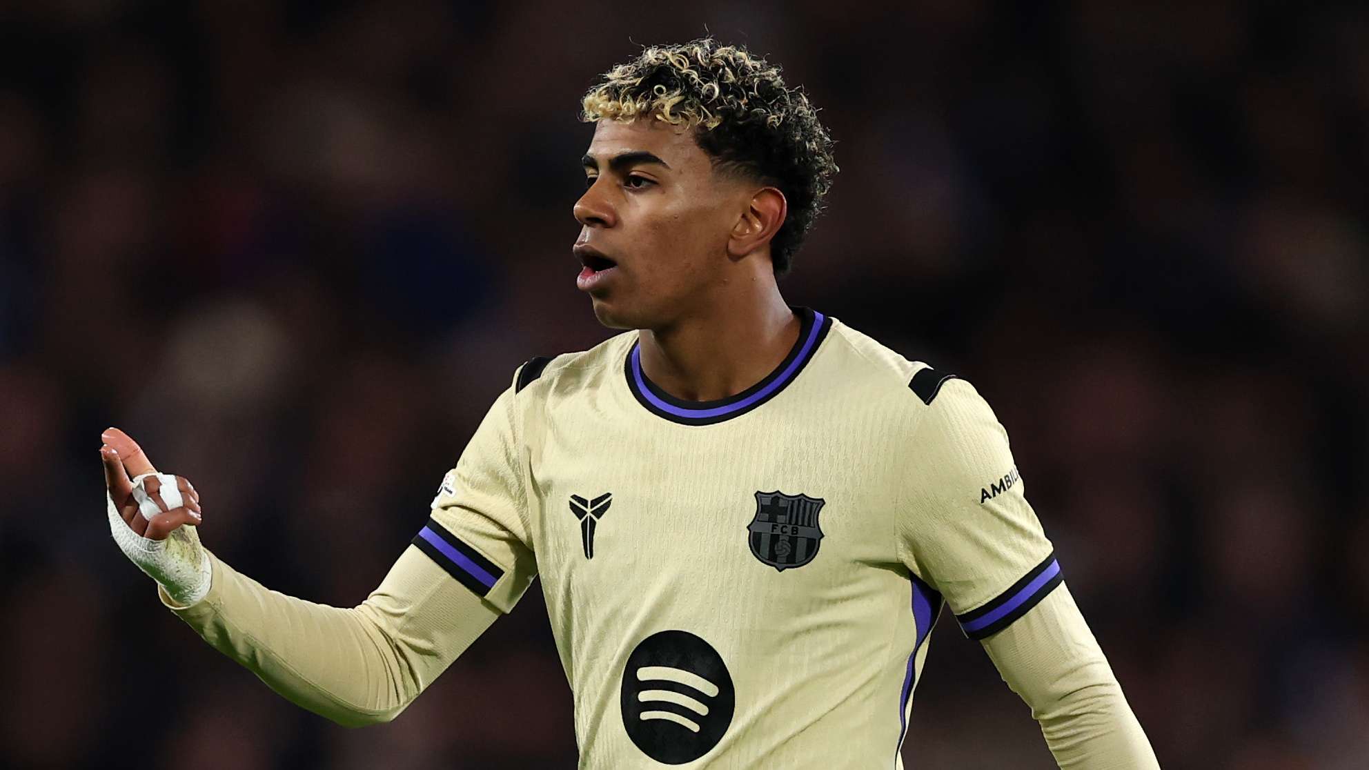 'Not an obsession like CR7!' - Yamal told he won't overtake Messi  