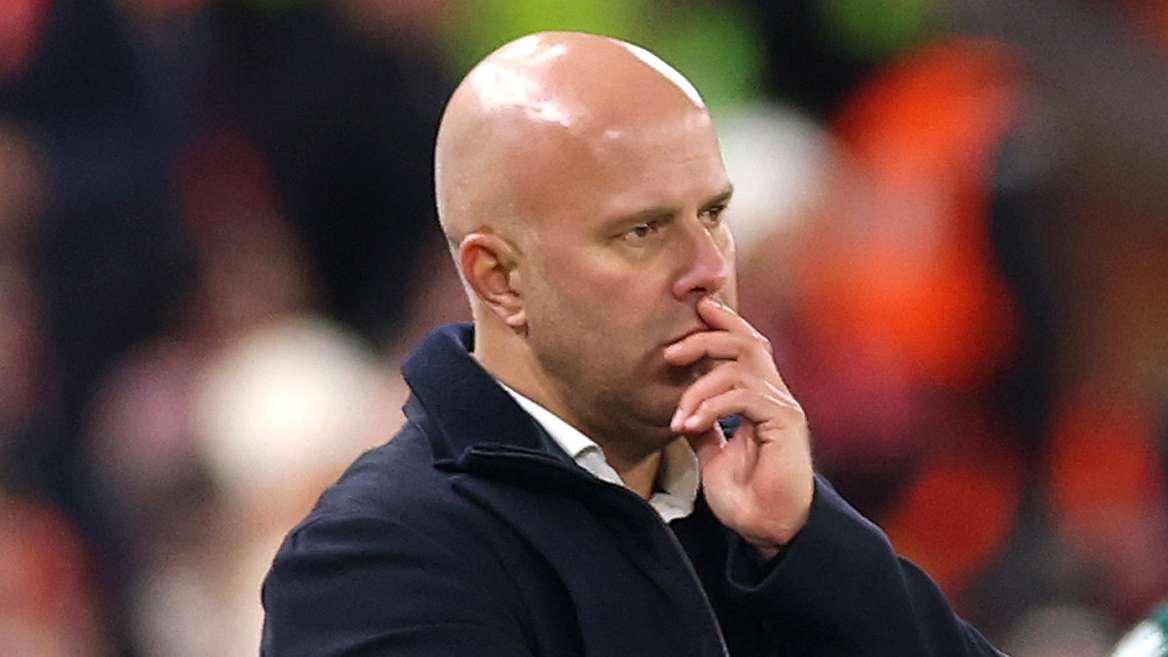 Slot challenges Liverpool flops after latest setback  