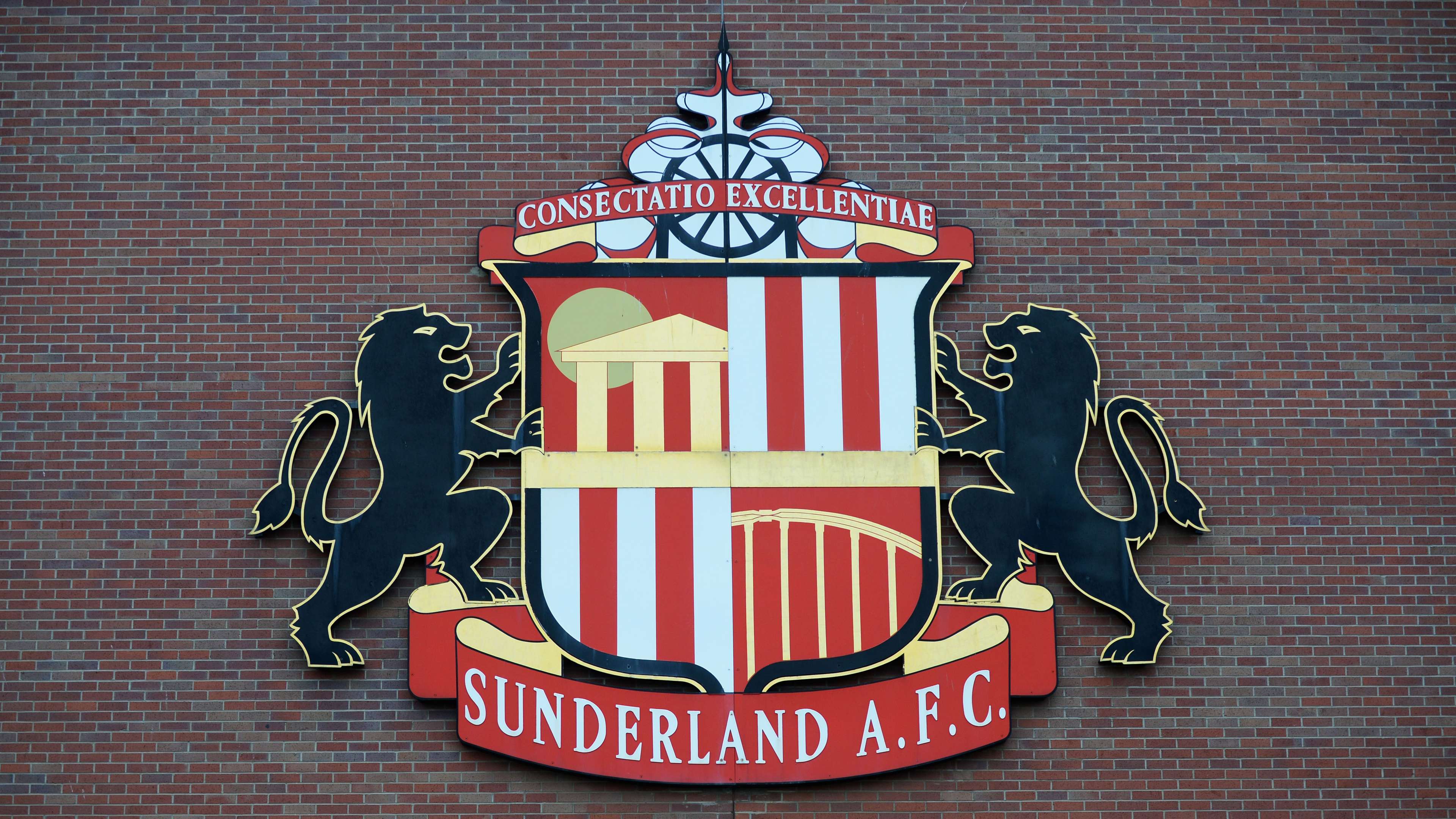 Sunderland eye €30m swoop for AC Milan striker  