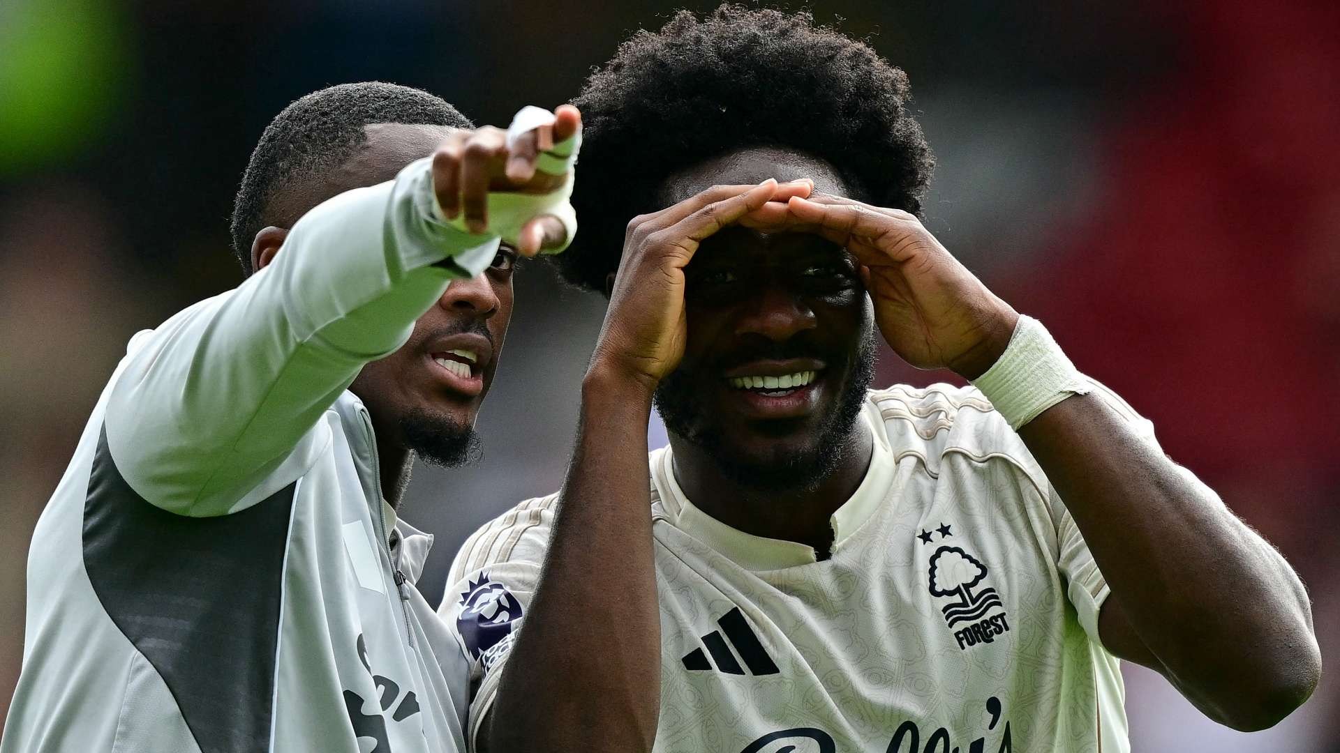 Own up! PL star ‘talking’ with fellow player’s girlfriend  