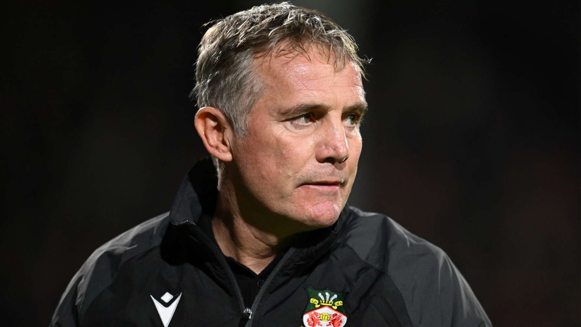‘Honest chat’ - Parkinson slams Wrexham performance at Hull  