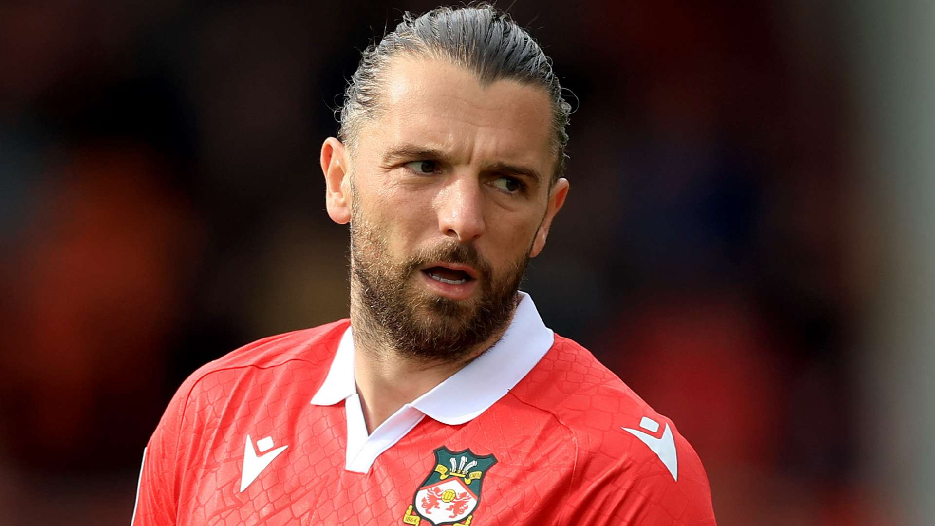 Wrexham add one-cap England international to EFL squad  