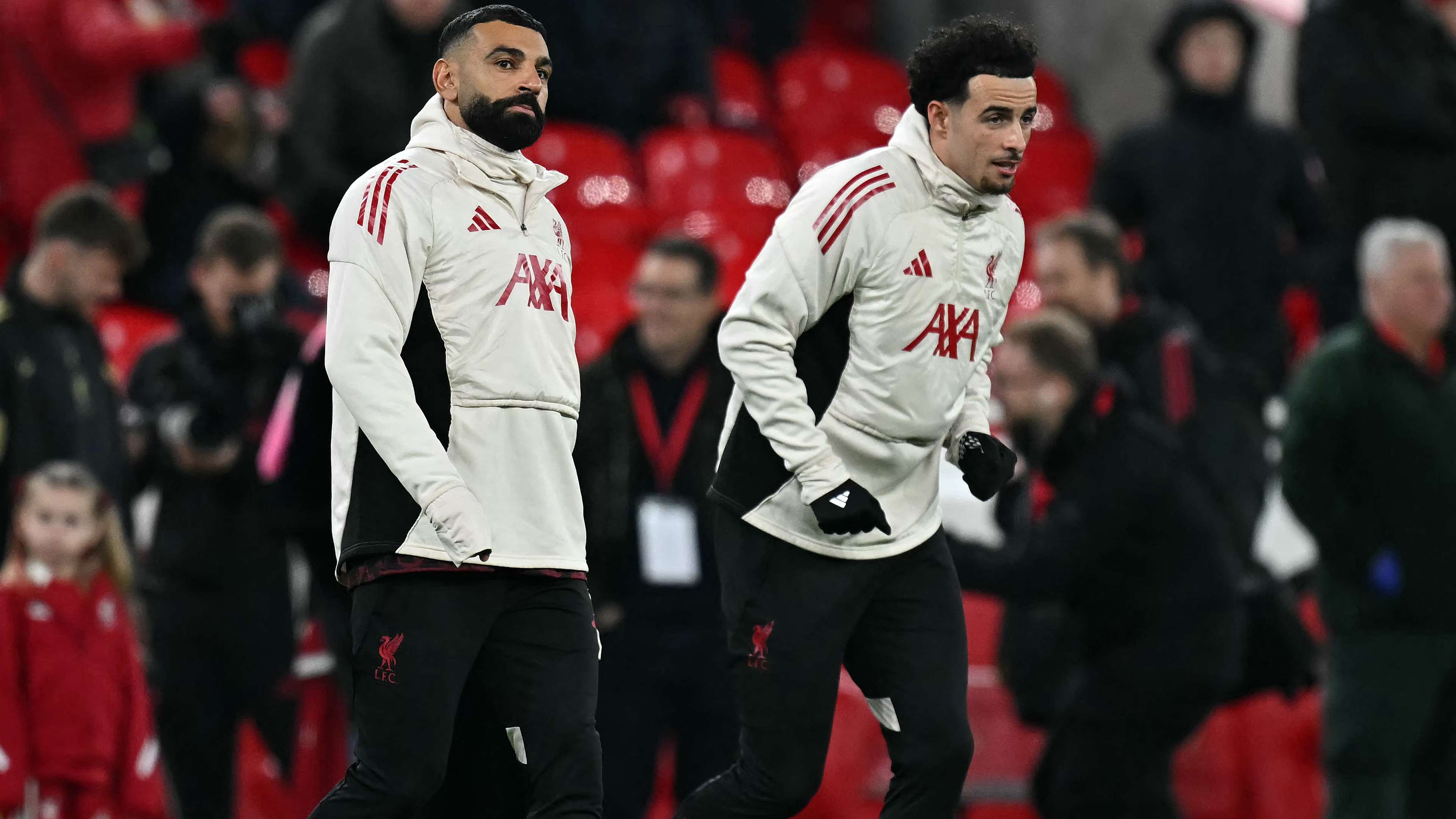 Jones reveals how Liverpool squad feel about Salah's Anfield future  