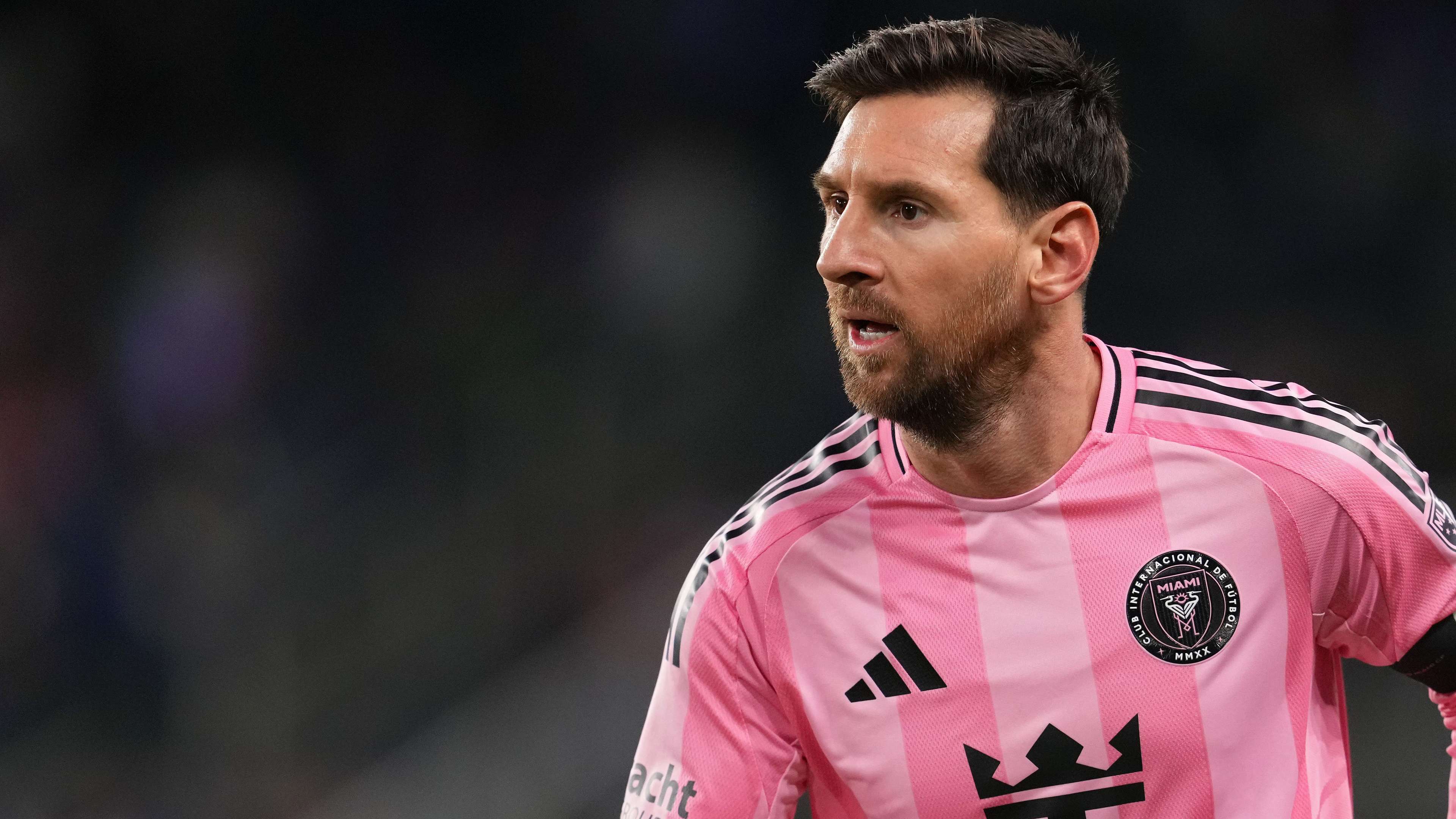 'He could contribute' - Barca chief addresses Messi homecoming  